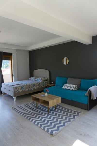 טרביניה Apartments Ena מראה חיצוני תמונה