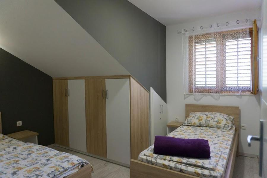 טרביניה Apartments Ena מראה חיצוני תמונה